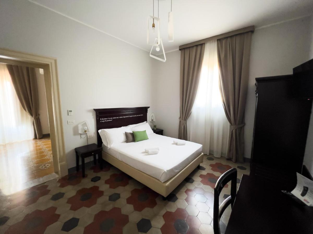 Hotel Borgo Di Ciaula Santa Flavia Exterior photo